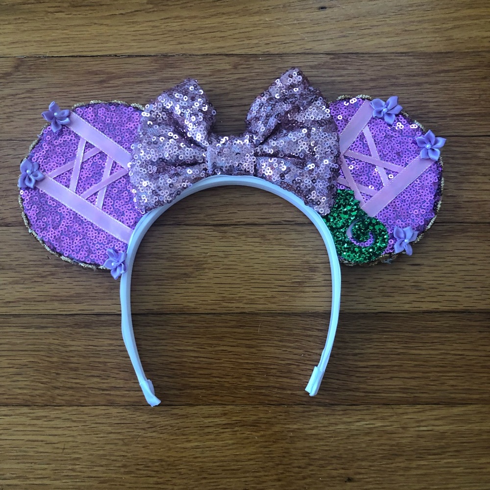 Tangled Minnie Mouse ears